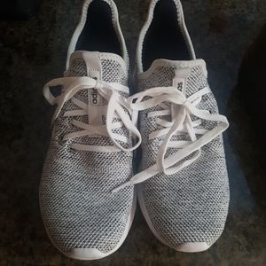 Memory foam sneakers